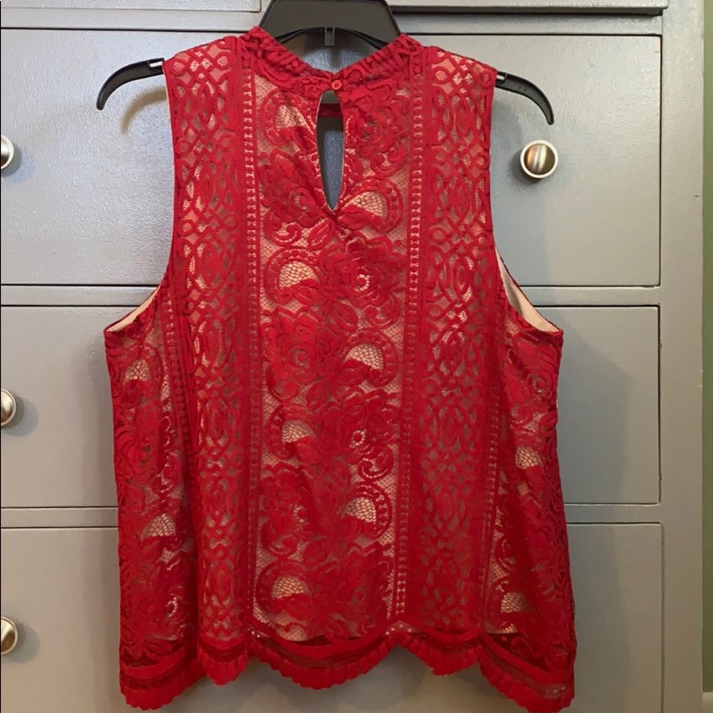 Red top - Picture 3 of 3